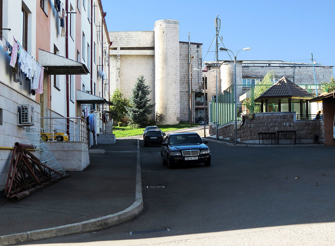 Stepanakert (Ստեփանակերտ, Xankəndi, Степанакерт)